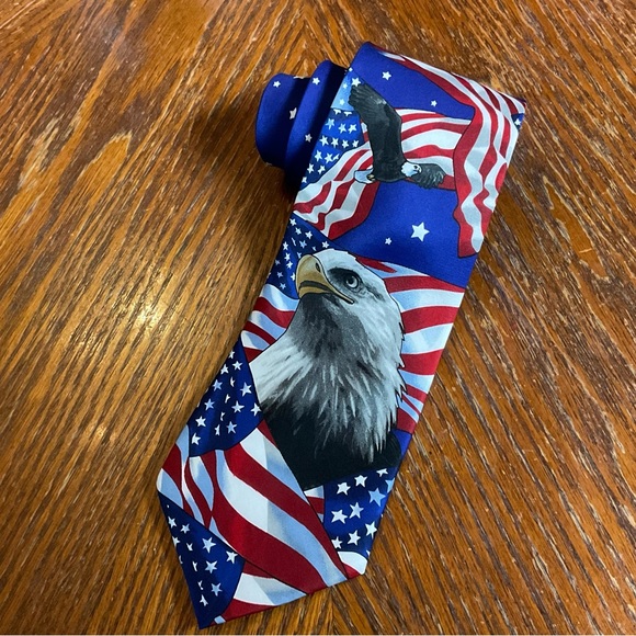 🇺🇸🦅Patriotic American Flag & Eagle Men’s Necktie! - Picture 5 of 15